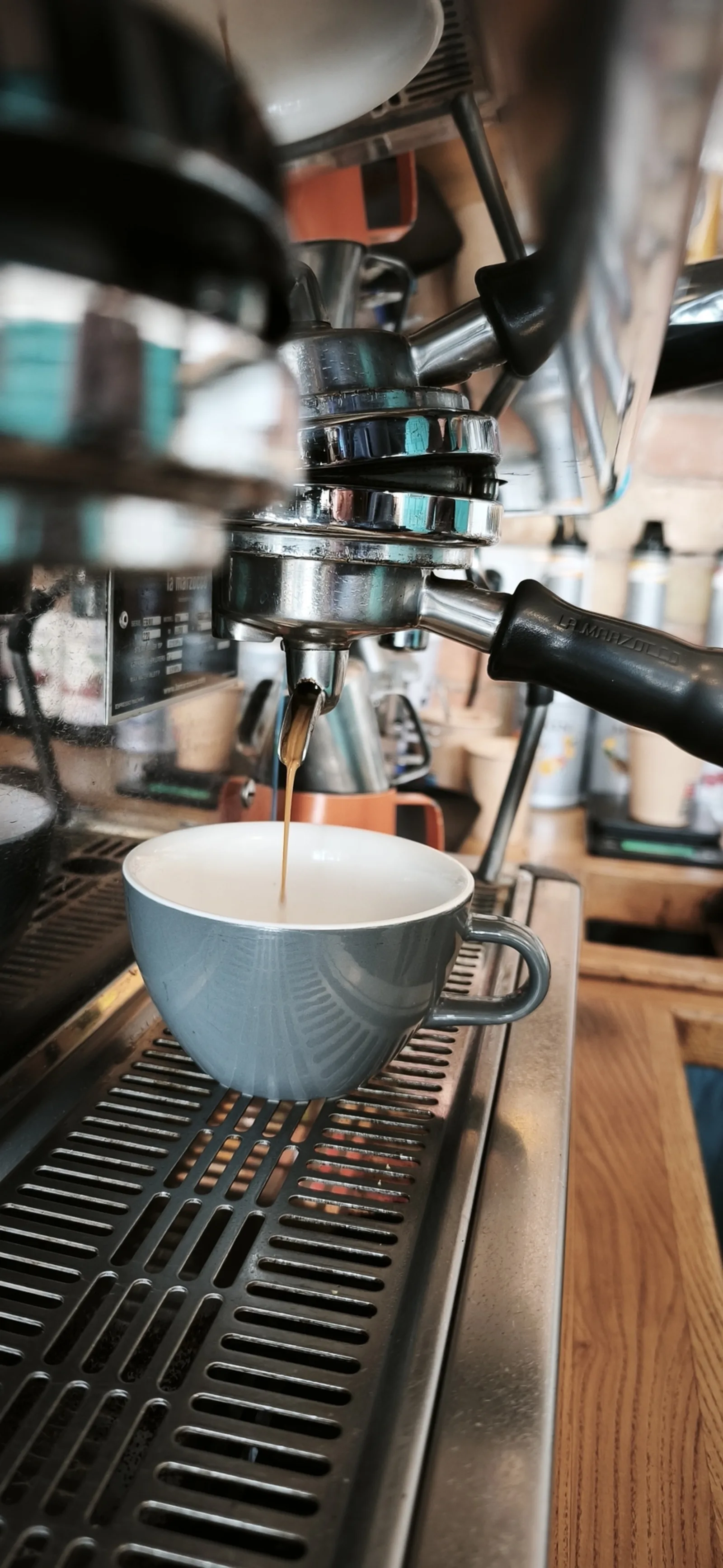 Espresso. This.Is.Coffee, Utena